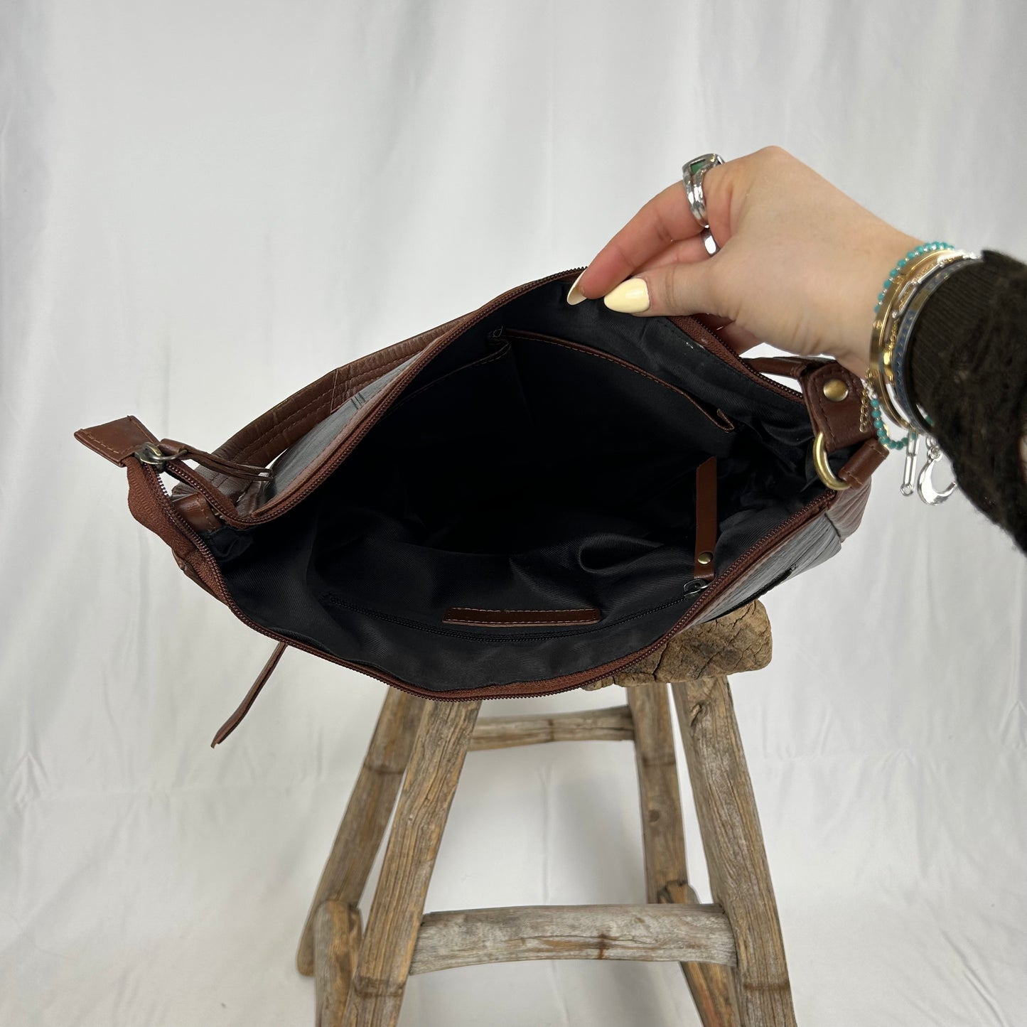 Vintage y2k style brown and black leather shoulder bag