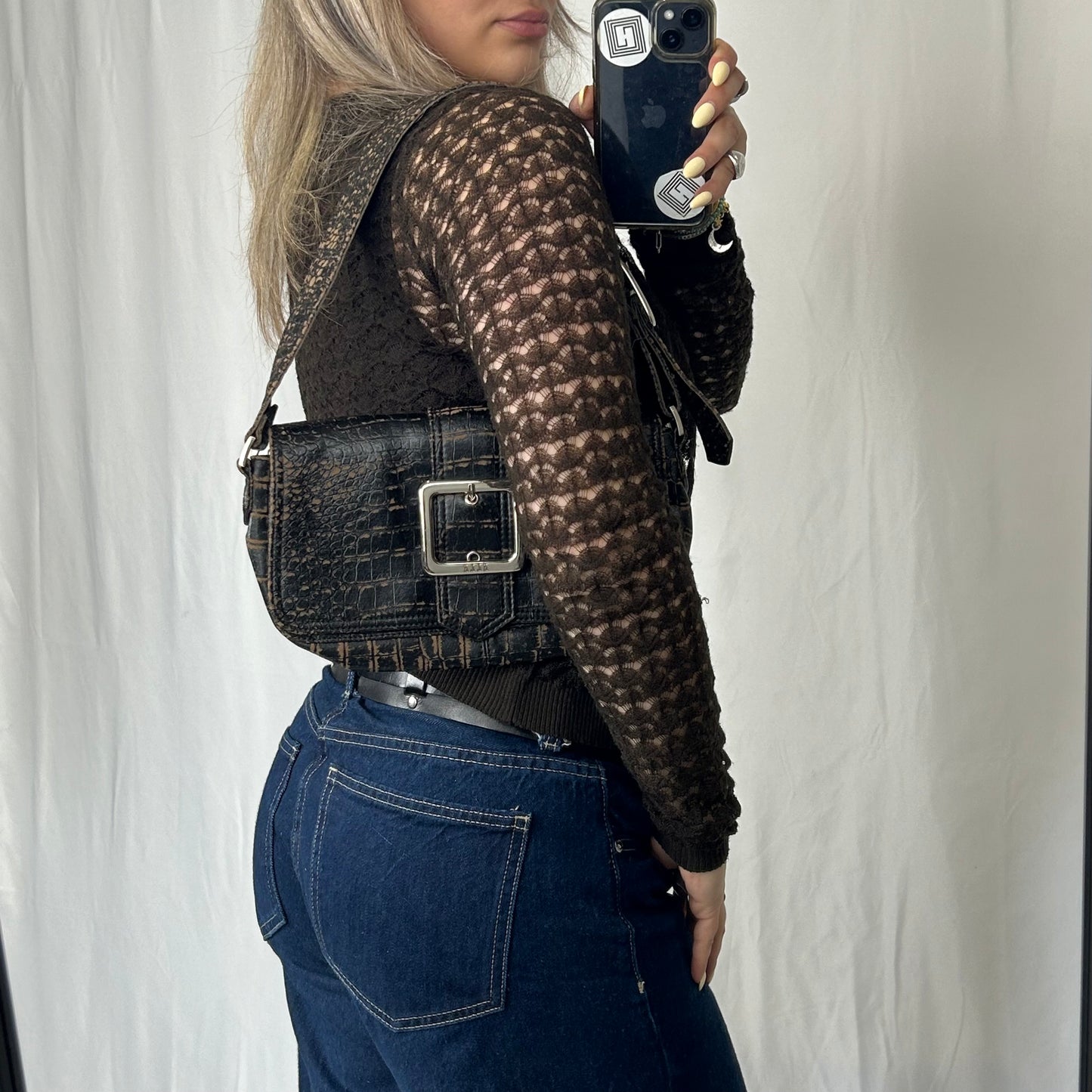 Vintage y2k style distressed brown leather shoulder bag