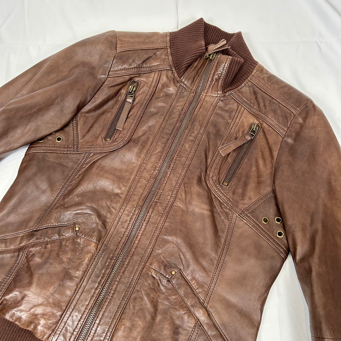 Vintage y2k style brown slouchy leather jacket