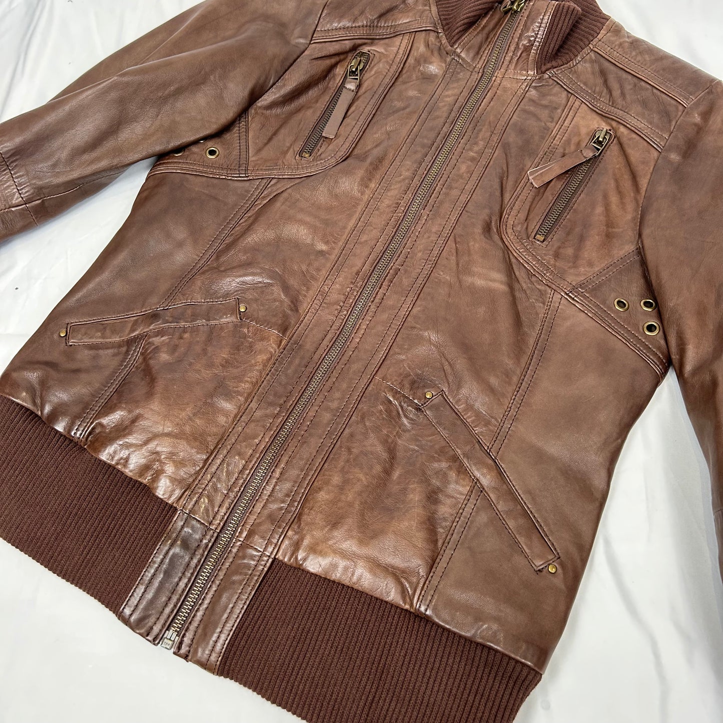 Vintage y2k style brown slouchy leather jacket