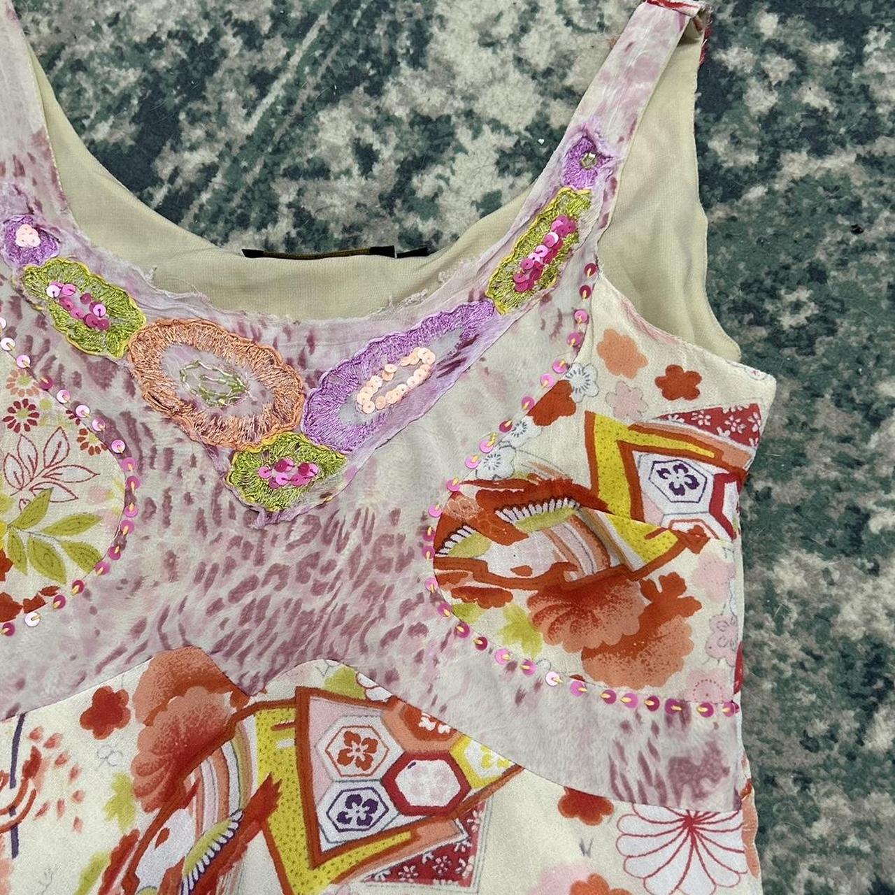 Vintage y2k style floral ruffled top