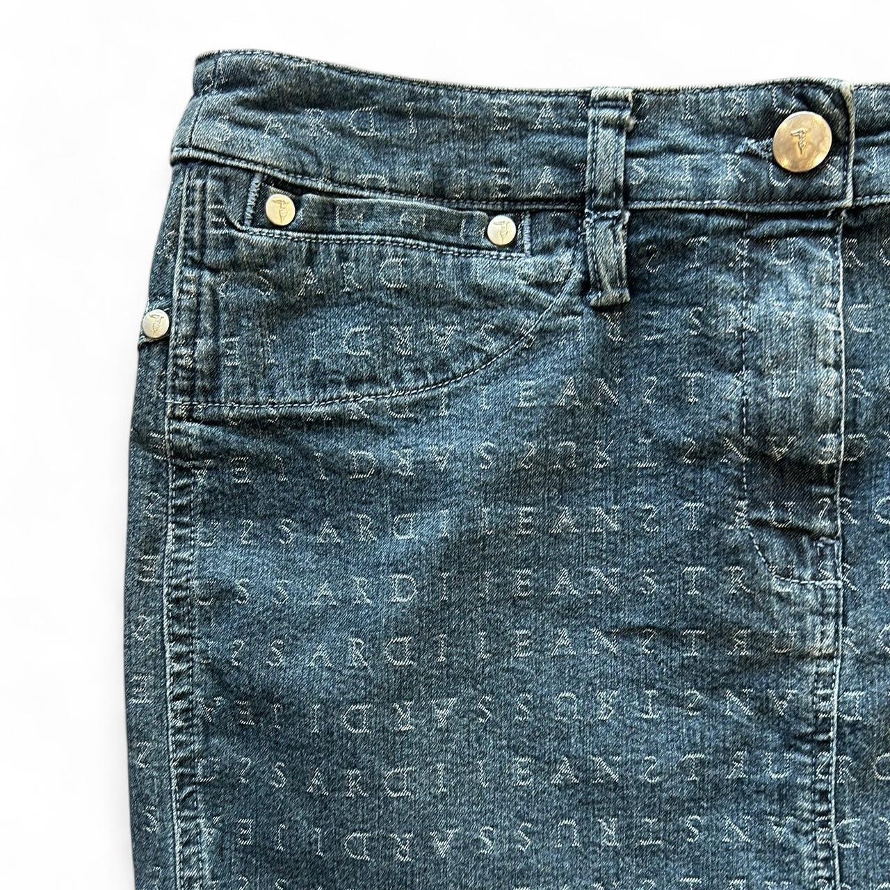 Vintage Y2K style dark wash printed denim mini skirt