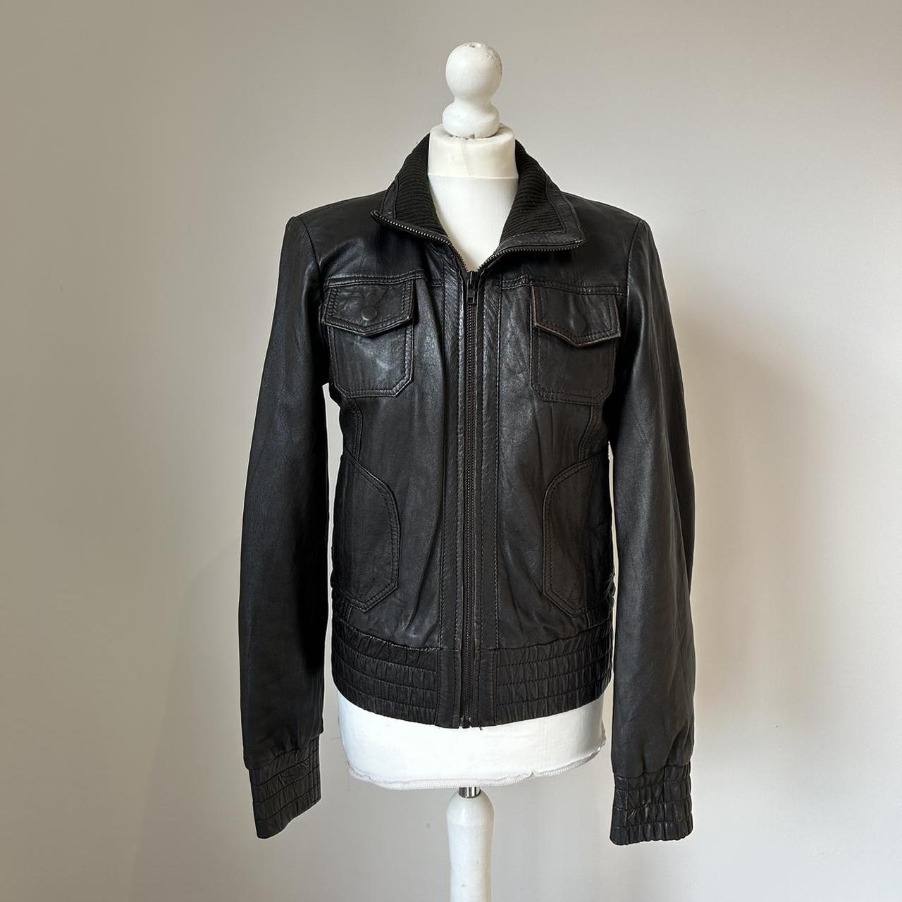 Vintage y2k style brown leather jacket 🤎