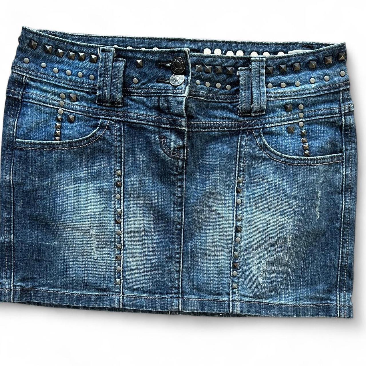 Vintage Y2K style dark wash studded denim mini skirt