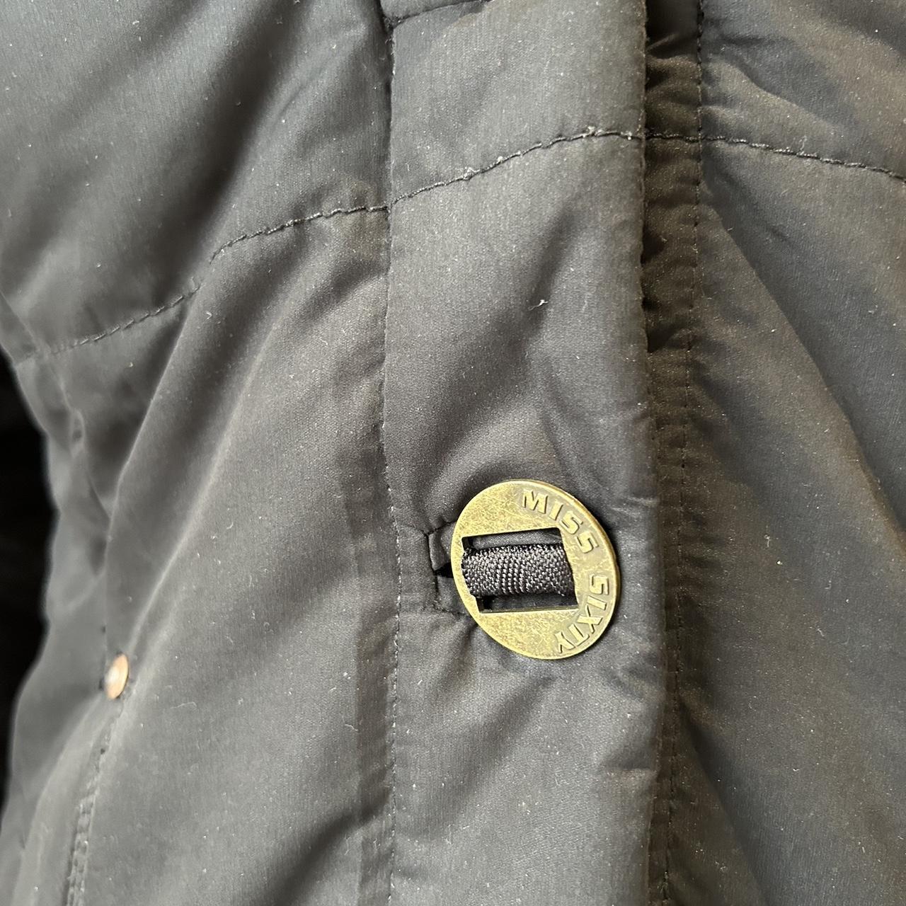 Vintage y2k style Miss Sixty black puffer jacket 🖤