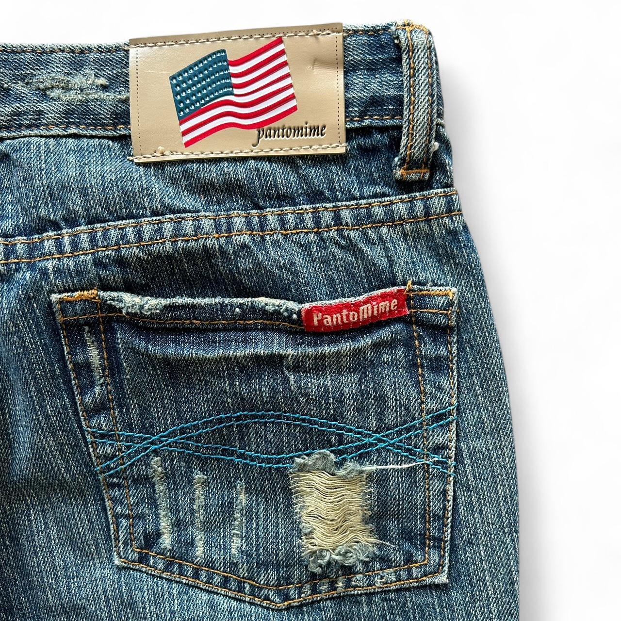 Vintage Y2K style mid wash straight leg jeans