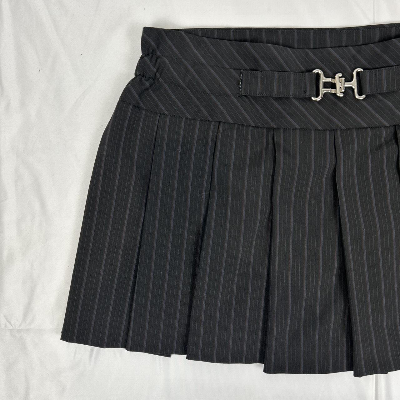 Vintage y2k style black pinstripe pleated mini skirt