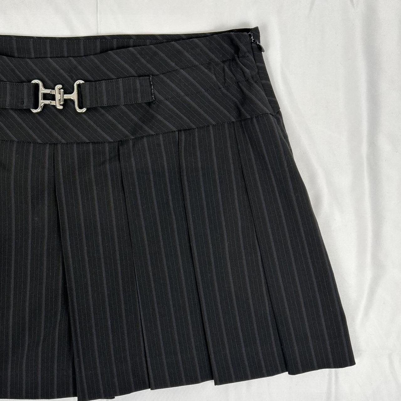 Vintage y2k style black pinstripe pleated mini skirt