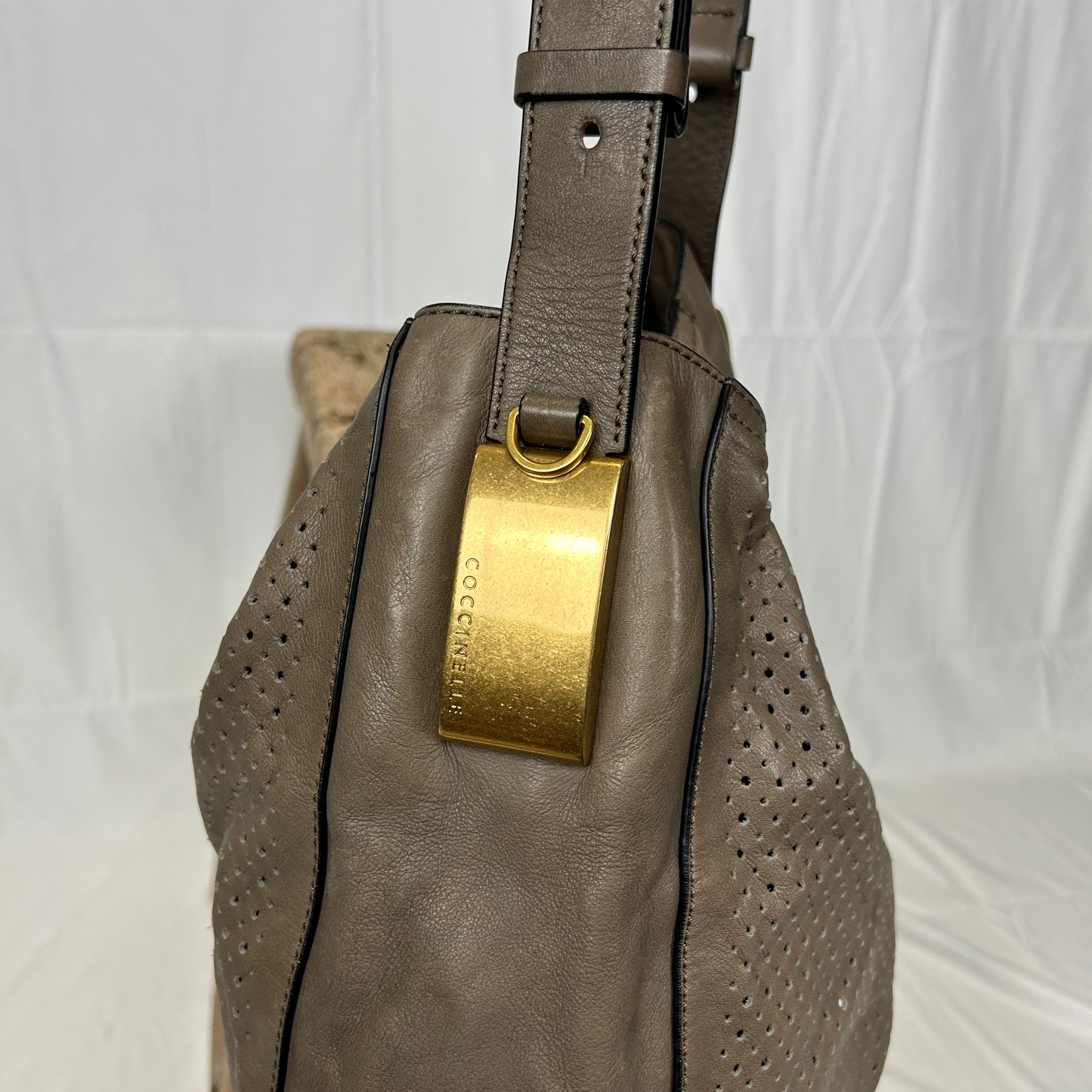 Vintage y2k style grey leather slouchy hobo bag
