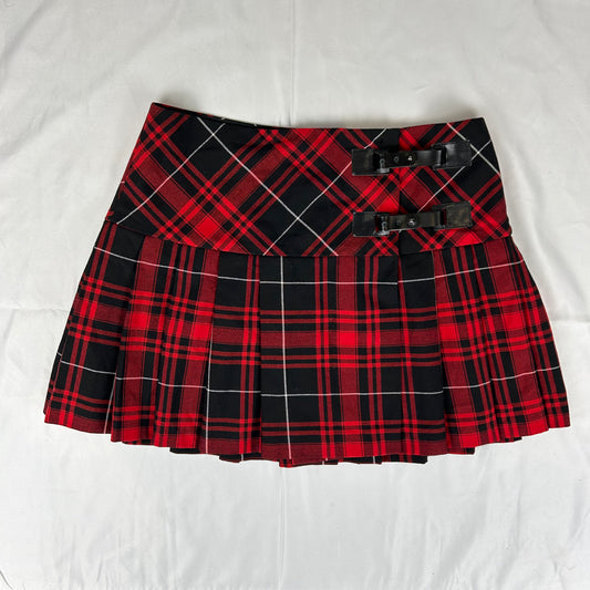 Vintage y2k style red checked pleated mini skirt