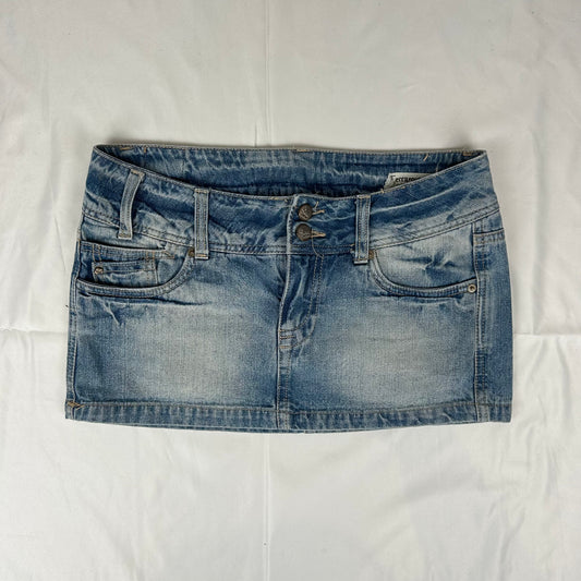 Vintage y2k style denim mini skirt