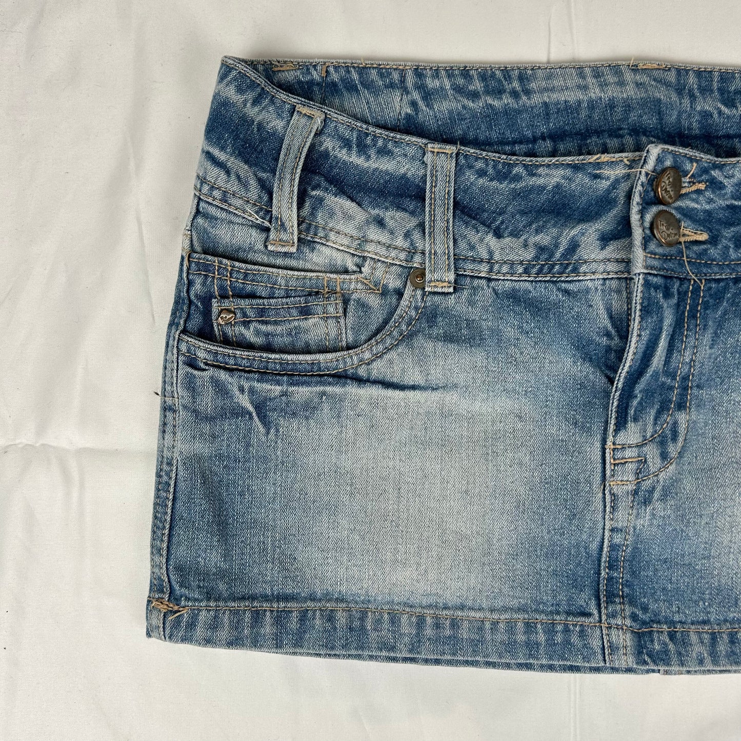Vintage y2k style denim mini skirt