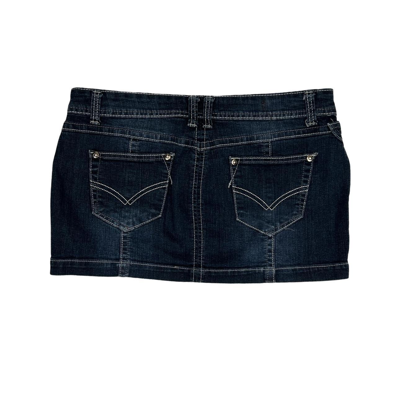 Vintage y2k style dark wash denim mini skirt